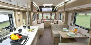 The-630&rsquo;s-overall-look-s-enhanced-by-the-optional-extra-rooflight-33293