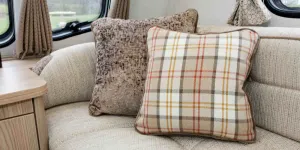 Plaid-type-fabric-plus-crushed-velvet-cushions-look-stylish-and-cosy2-83462
