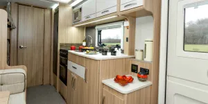 Excellent-kitchen-storage-in-threecabinets-and-a-wide-drawer-96031