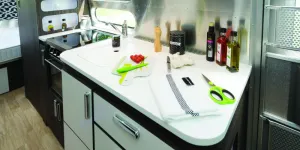 The-white-kitchen-worktop-is-domestic-style-Corian-w800-70262