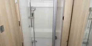 Dreamer-shower-30472