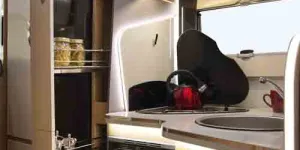 McLouis-kitchen-12187