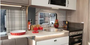 Swift Challenger Grande 650L SE caravan kitchen (photo courtesy of Richard Chapman)