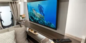 _L2A8187-tv-image--64063