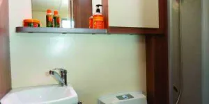 The-washroom,-with-a-separate-shower,-is-on-the-offside-at-the-rear-10536