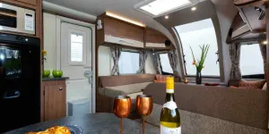 Dining-and-lounging-areas-are-both-ultra-spacious-10036