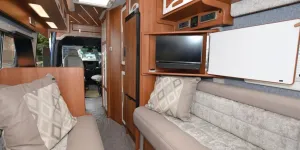 IH-690-RD-interior-52375