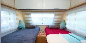 Long-twin-beds-and-a-great-place-for-coffee-mugs-in-between-them2-08761