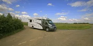 rhp_KnausSkyTI700MX(1)