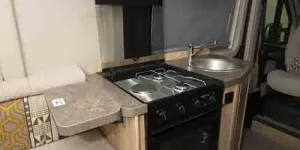 Elddis-Evolution-CV20-kitchen-63389
