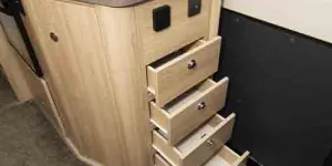 Elddis-Evolution-CV20-sink-and-drawers-35098