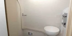Elddis-Evolution-CV20-washroom-64317