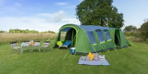 Coleman Weathermast 8XL Air (Courtesy of Coleman)