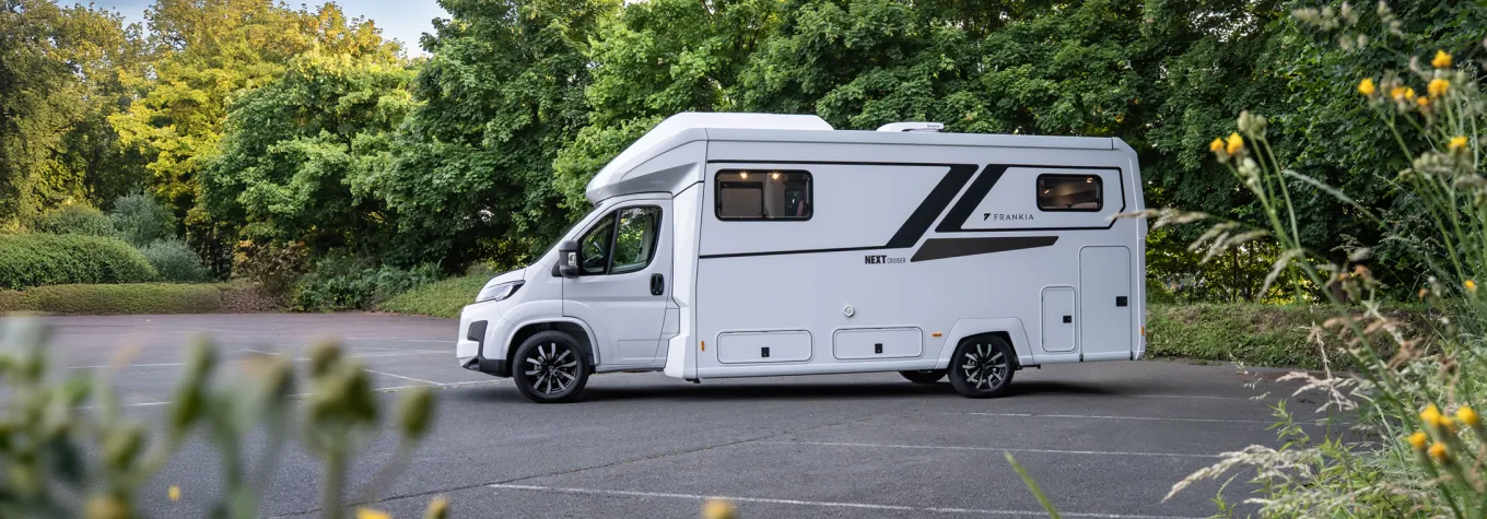 Frankia's Next Cruiser on the Fiat (it's available on the Mercedes base too)