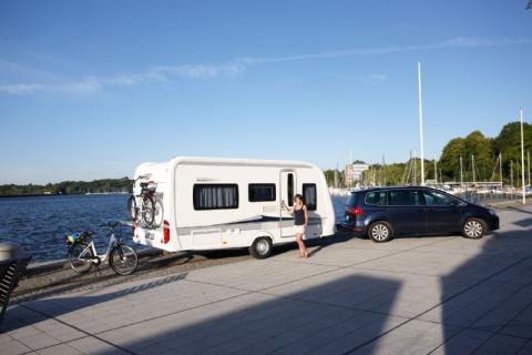 460 LU