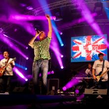 the brit pop boys at the norfolk motorhome & campervan show