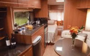 rhp_AdriaAdiva552LT(1)