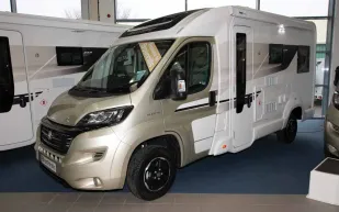 Swift-Champagne-C402-exterior-57456