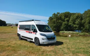 Pilote V600G X-Edition high-top campervan