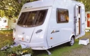 rhp_lunar front three quarters