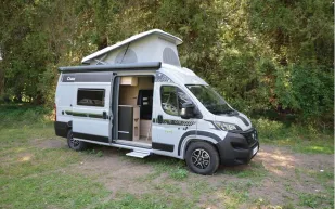 Chausson V594 Sport Line high-top rising roof campervan