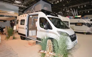Hobby-Beachy-Van-540-motorhome-30618