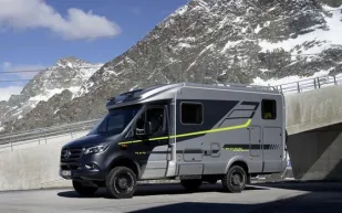 Hymer-ML-T-CrossOver-(photo-courtesy-of-Hymer)-14381
