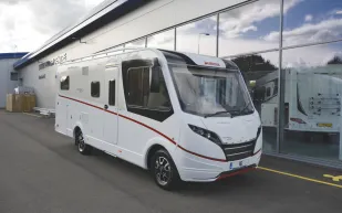 Dethleffs-Globebus-I-6-exterior-15693