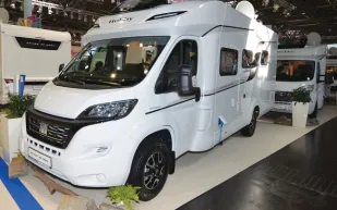 Hobby-Optima-De-Luxe-T70-F-low-profile-motorhome-50989