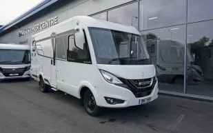 Hymer-B-MC-exterior-01929