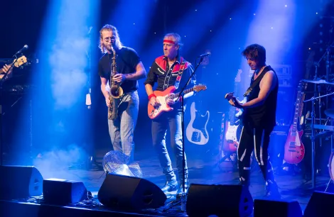 Live Entertainment from the South West Motorhome & Campervan Show