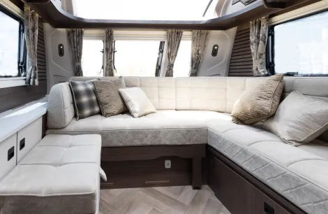 Coachman Lusso