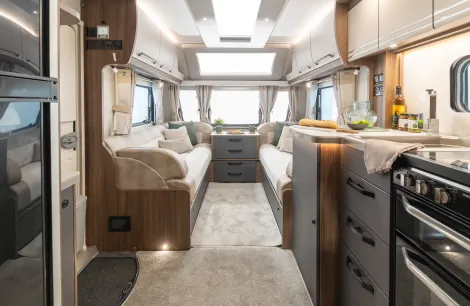 From the kitchen to the lounge, the Buccaneer Skyliner Commodore is decorated in fine quality and modern technology