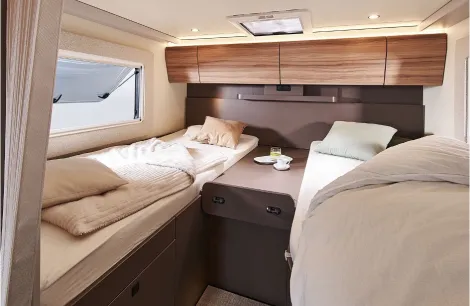 The bed inside the The Bürstner B66 TD 690