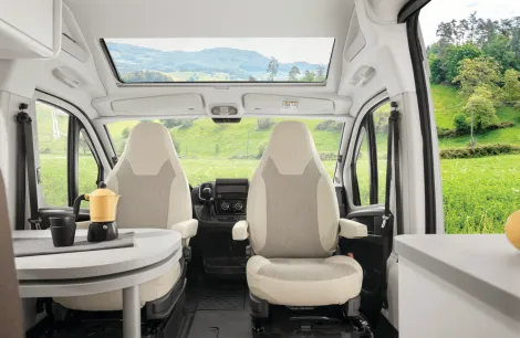 Inside the Etrusco CV 600 SB