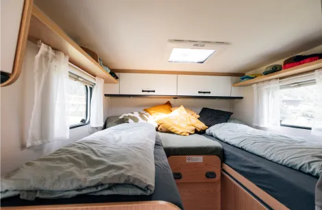 The bedroom inside the Sunlight V67S Adventure