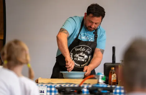 Vanlife Eats cooking demos and workshops at Campervan Campout
