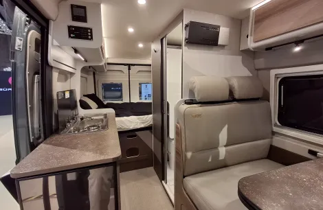 Inside the Bürstner B66 600 C