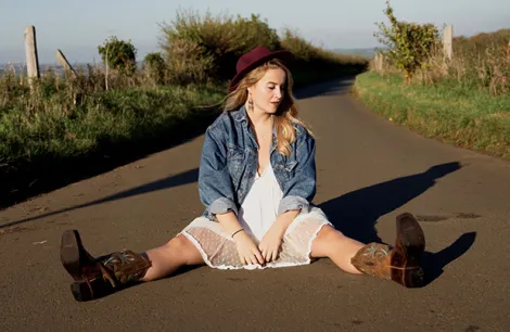 sh - Rhiannon Paige