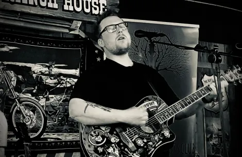 sh - Stephan Tanner