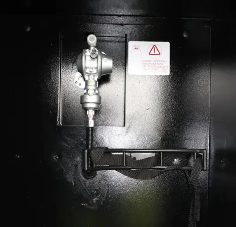 Gas regulator for a motorhome in a gas locker