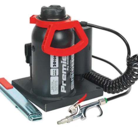 A pnuematic jack from Machine Mart