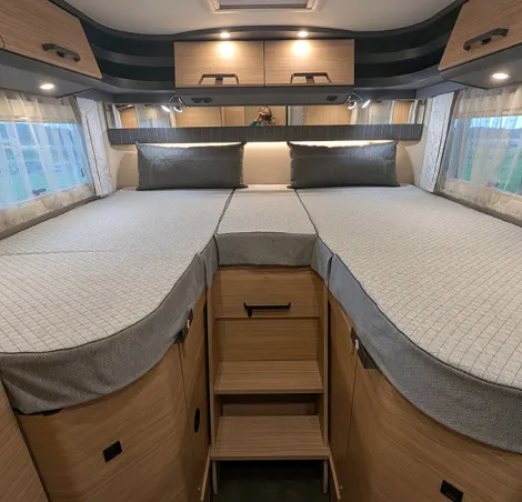 Malibu I 470 RB-LE K Comfort single beds