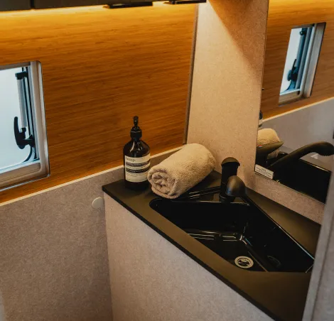 Hymer washroom