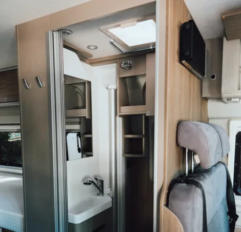 Carado CV602 PRO+ Interior 