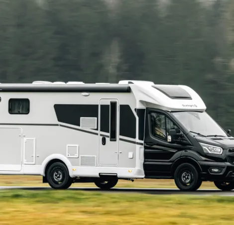 Sunlight Ford Adventure Edition T 690 L 2026