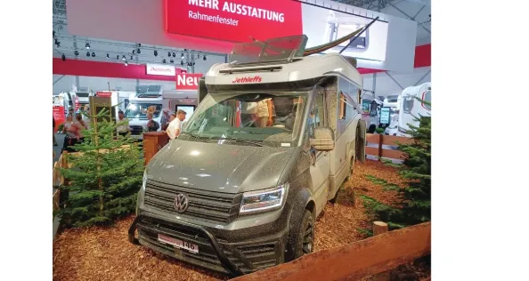 Dethleffs Globebus Performance 4x4 low-profile motorhome
