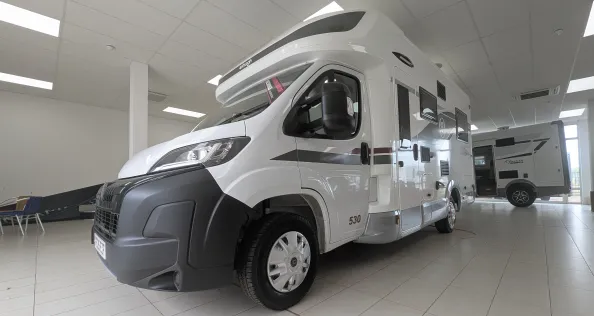 Elnagh Baron 530 exterior