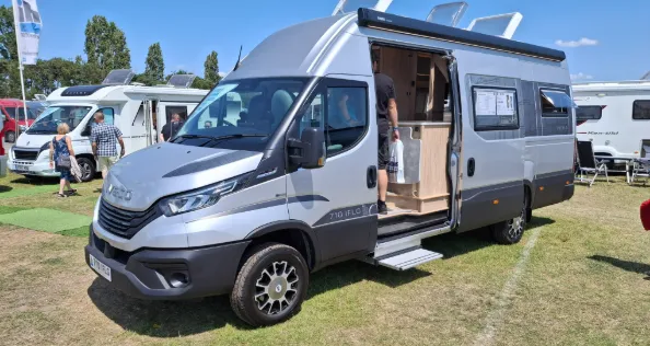 IH 710FLG