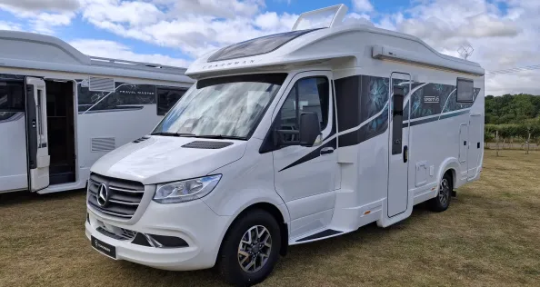 Coachman Sportivo 565 exterior